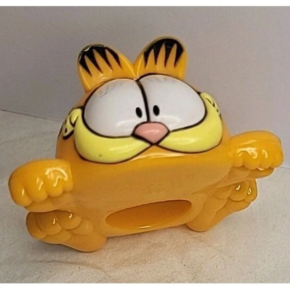 Garfield Magnifying Magnifier Lens Plastic Toy Cat